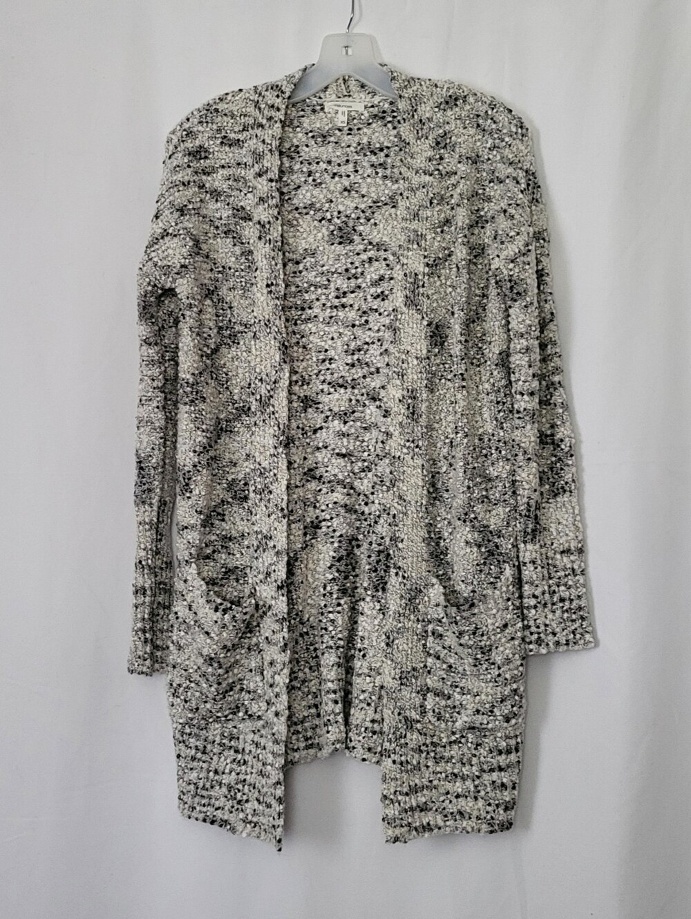 Maurices Gray, White, Sparkly Gold Thread Soft Open Front Long Cardigan Sweater